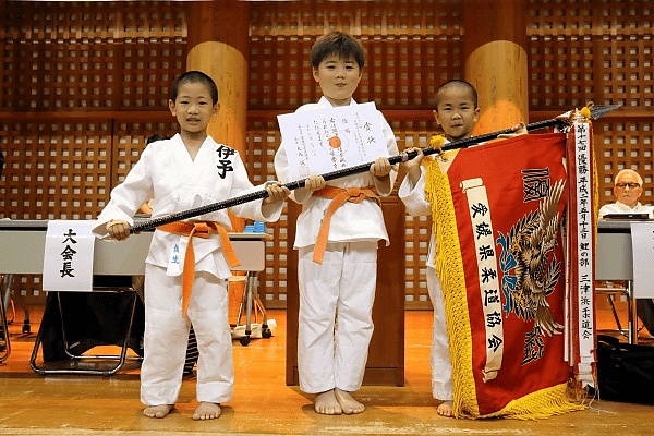 ２年生の部　伊予柔道会